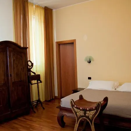 Panzió La Corte Del 26 Milánó
